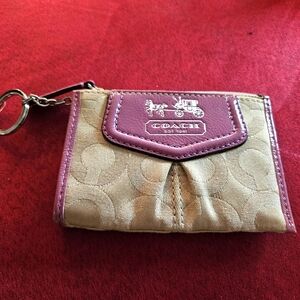Coach wallet signature with key ring